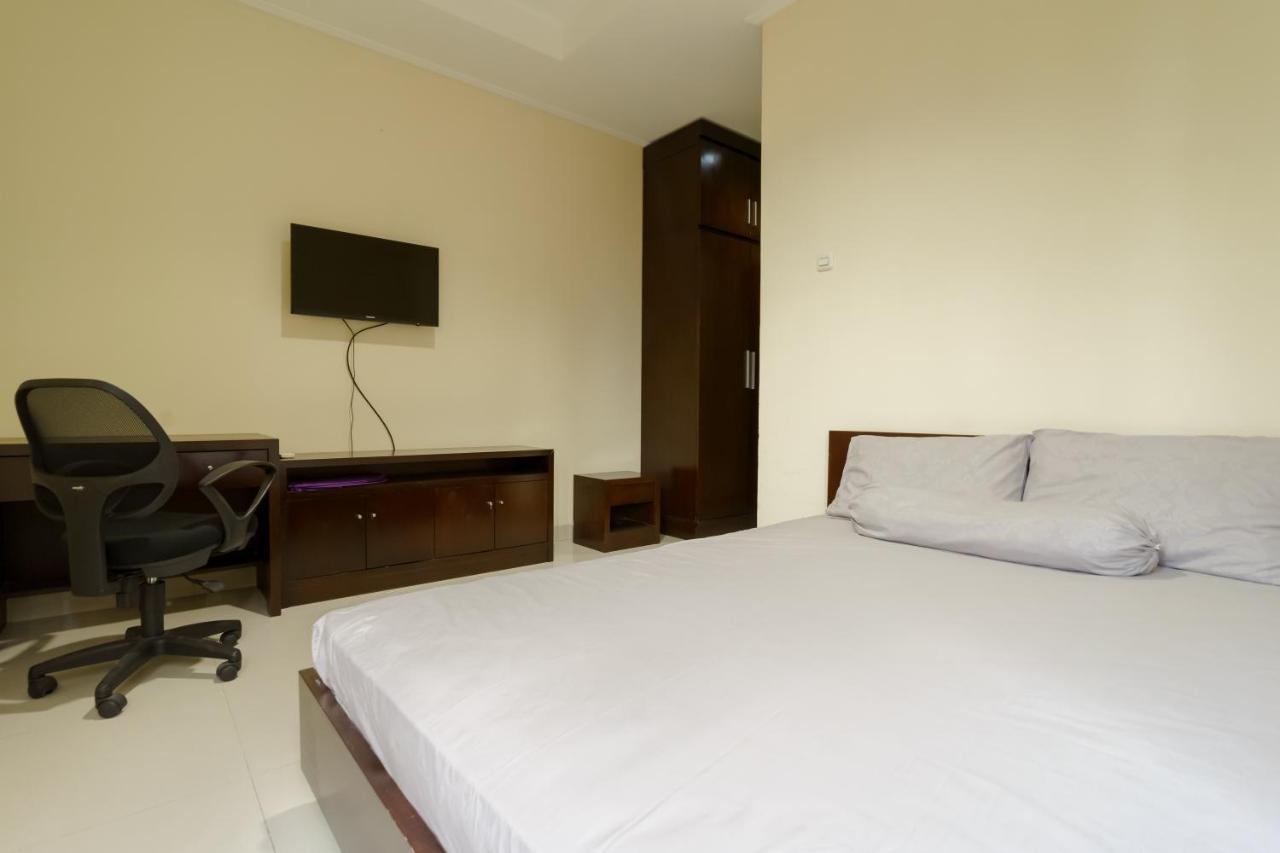 Dago Suites Syariah Cikarang Mitra Reddoorz Бекаси Екстериор снимка