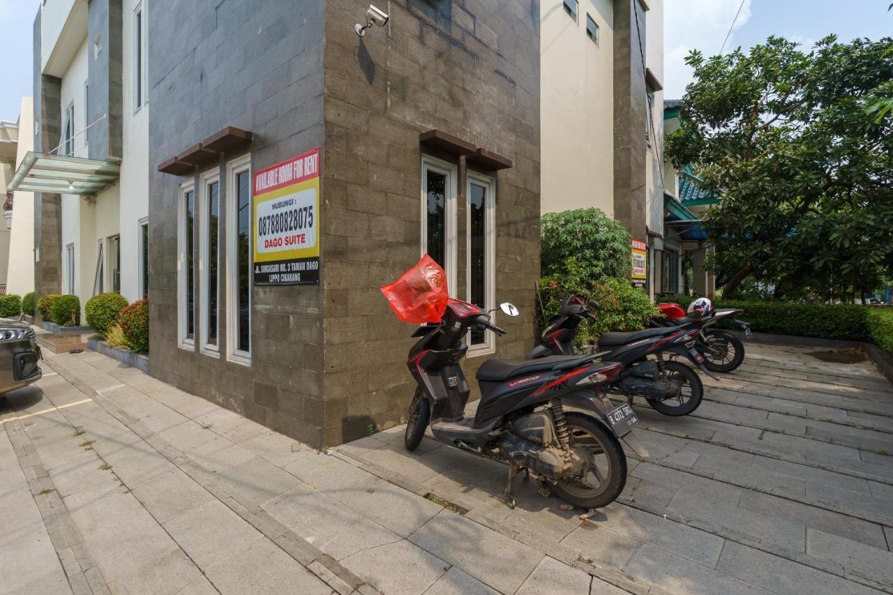 Dago Suites Syariah Cikarang Mitra Reddoorz Бекаси Екстериор снимка