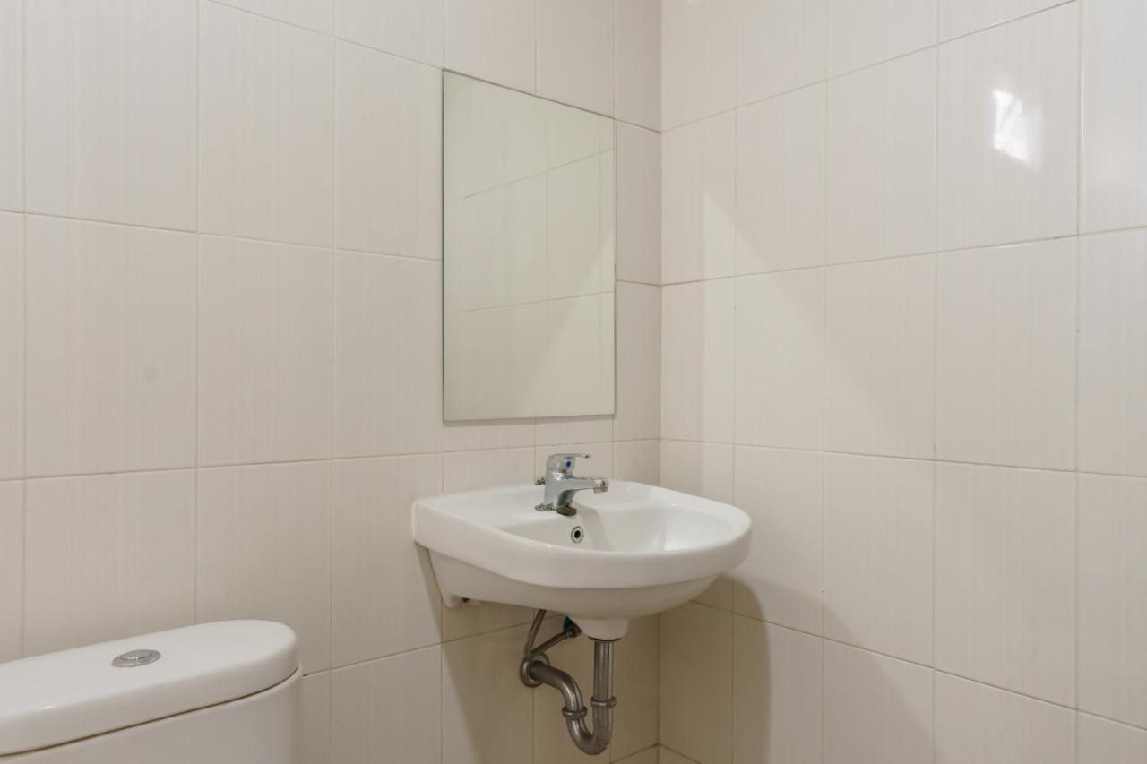 Dago Suites Syariah Cikarang Mitra Reddoorz Бекаси Екстериор снимка