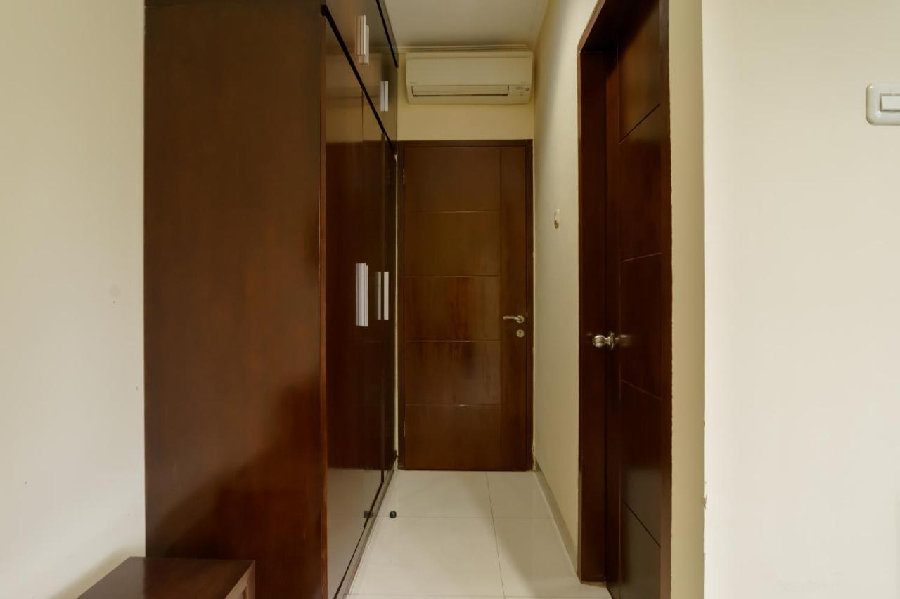 Dago Suites Syariah Cikarang Mitra Reddoorz Бекаси Екстериор снимка